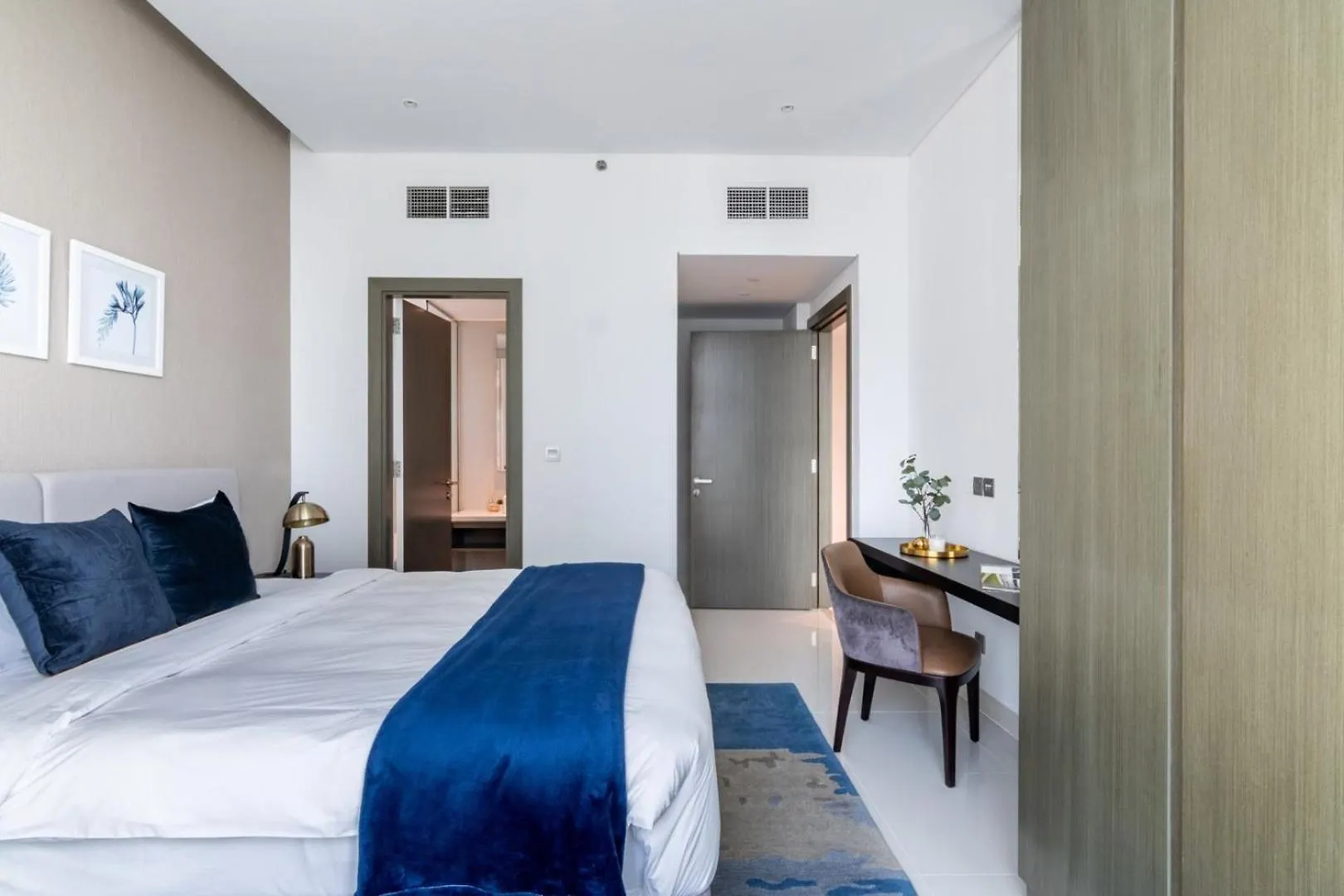 Lägenhet Guestready Holiday Homes - Afterlight Roses Dubai